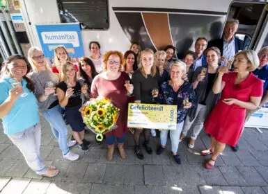 Humanitas Twente ontvangt een bijdrage van de ANWB voor het project ‘Samen Genieten’