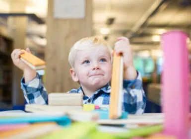 Ouder- en Kindcafé: Klets & Dreumes